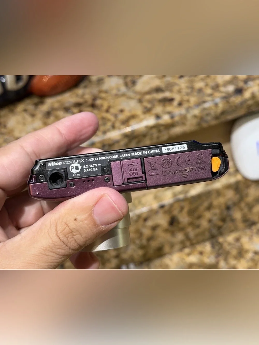 Nikon Coolpix S4300 16MP Digital Camera – Plum – LENS ERROR – For Parts / Repair